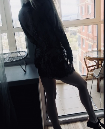 Экспрессивная шалунья с обворожительной улыбкой приглашает на встречу, которую ты никогда не забудешь. Я знаю, как подарить тебе океан удовольствия. Заходи, не пожалеешь! 14684, 23 года